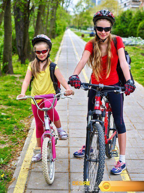 Bikes cyclist girl – 24 UHQ JPEG